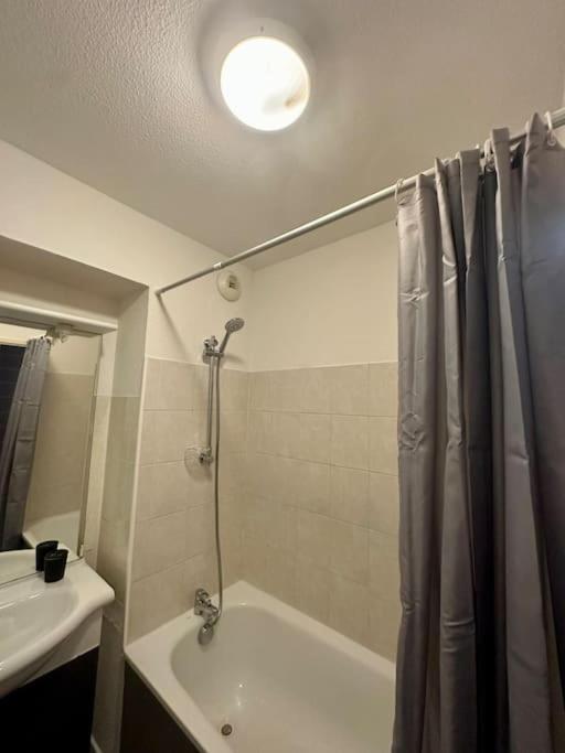 Apartment Lourdes Home *